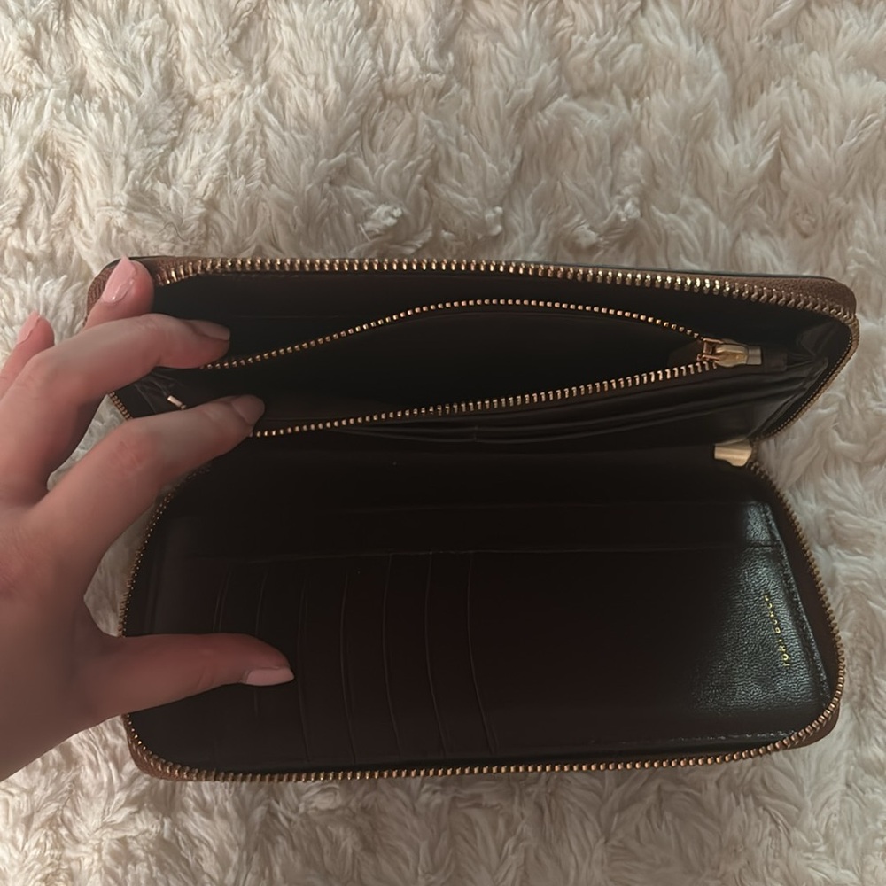 Tory Burch continental wallet - Picture 4 of 4